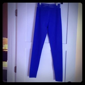 Alo leggings. Small, blue